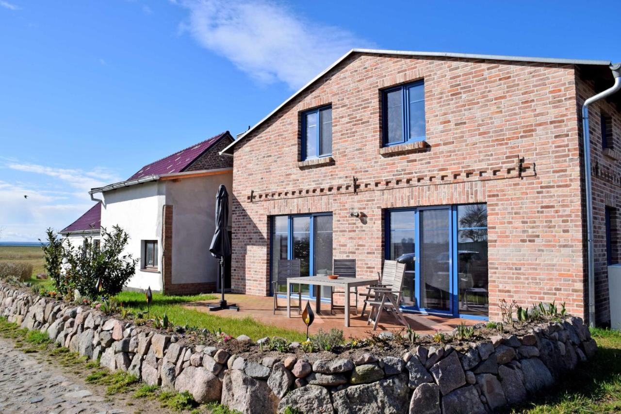 Ferienhaus Zum Boddenstrand Mit Ka Gross Zicker ภายนอก รูปภาพ